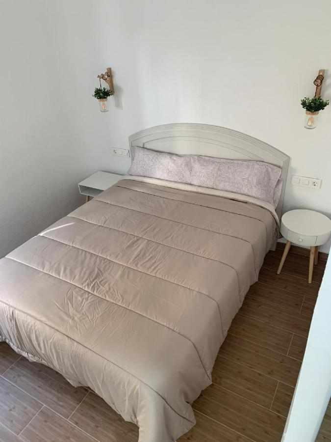 Apartamentos Terra Y Onix Zona Centro אלדה מראה חיצוני תמונה